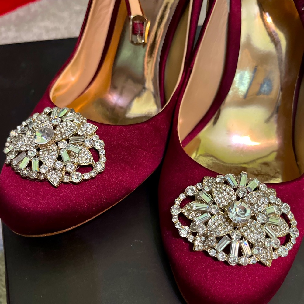 EUC with Box : Badgley Mischka : Burgundy Satin Sling Back Heels (Darwyn)